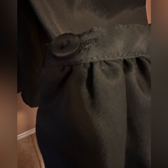 Xhilaration grey long sleeve blouse - Picture 4 of 10